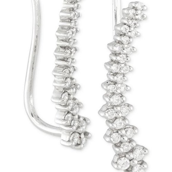 NEW Macy's Wrapped Love Diamonds Whit Gold Crawlers Stud Casual Earrings - Picture 1 of 11